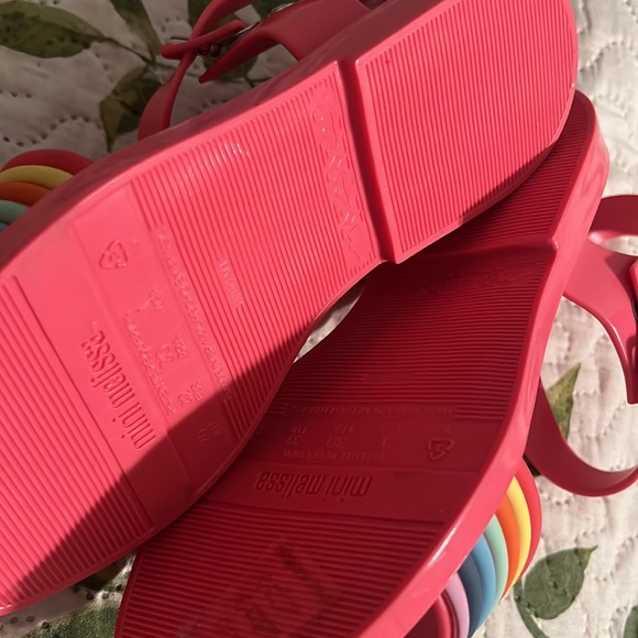 Mini Melissa - Picture 2 of 3